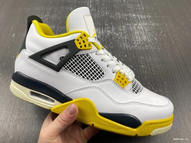 Retro Jordan Sulfur AQ9129-101 4 Vivid 1021